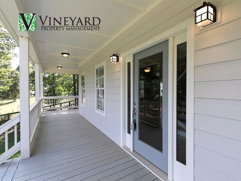 745 Fairmount Rd - Photo 4 of 34