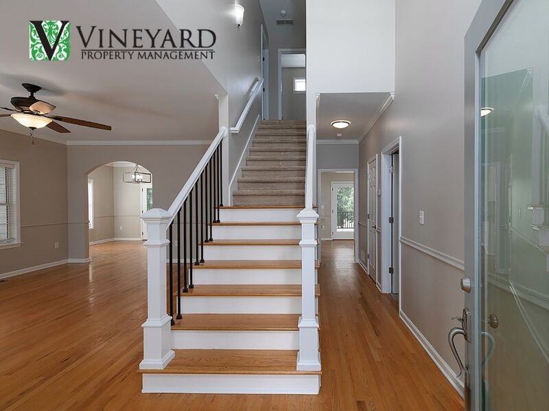 745 Fairmount Rd - Photo 5 of 34