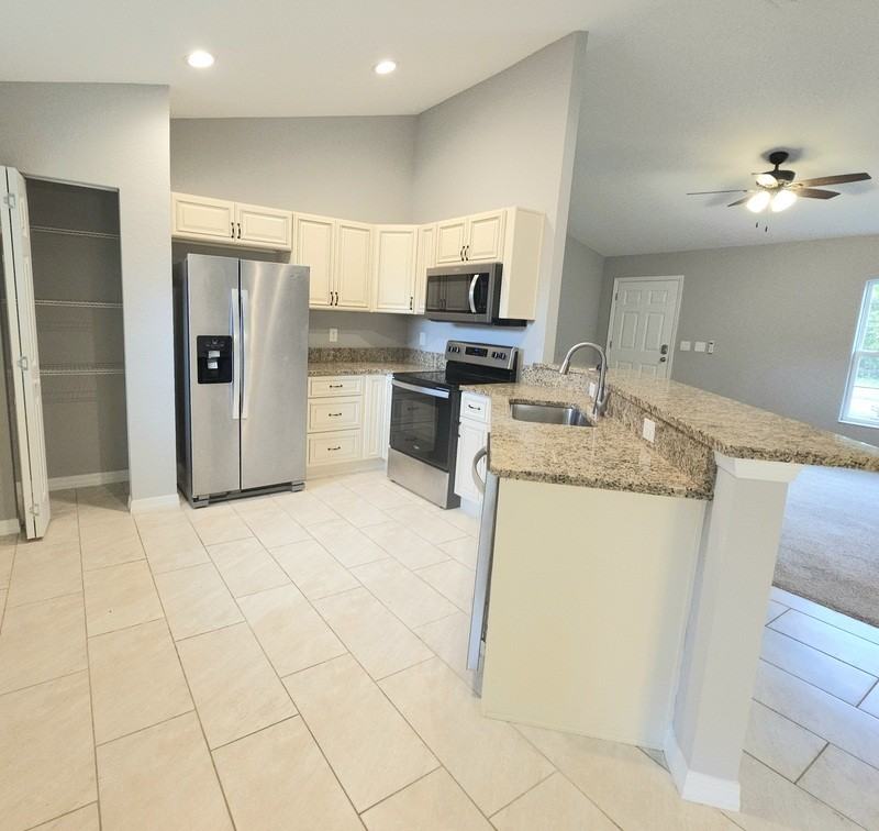 16585 Sw 31st Cir - Photo 2 of 15
