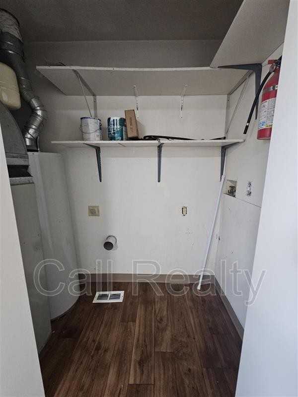741 S Horton St - Photo 7 of 17