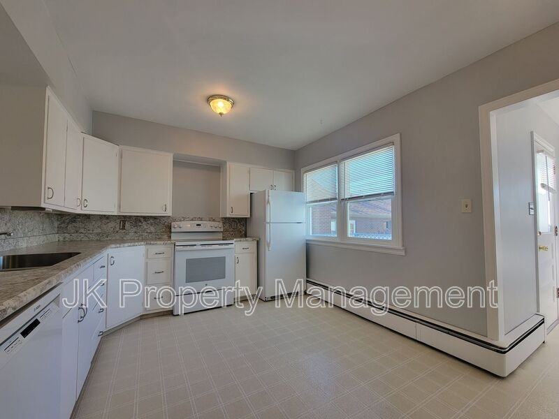 2705 6th Ave N - Photo 4 of 33