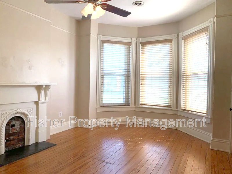 3204 E Broad St #B - Photo 5 of 14