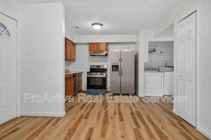 1686 Madison Ave - Photo 7 of 20