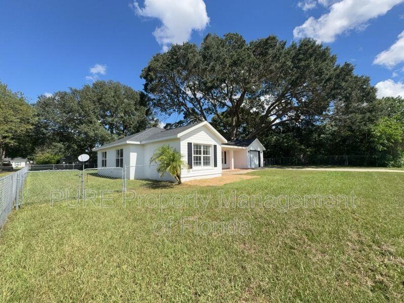 645 Nw 65th St - Photo 2 of 43