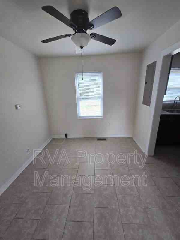 3417 Danbury Rd - Photo 6 of 10