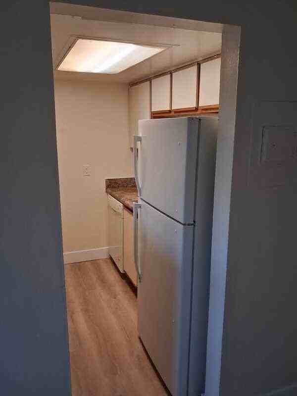 5000 Sumerset St #10A - Photo 3 of 13