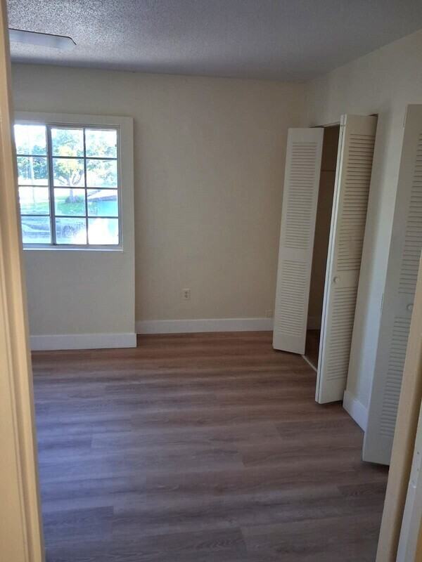 5000 Sumerset St #10A - Photo 6 of 13