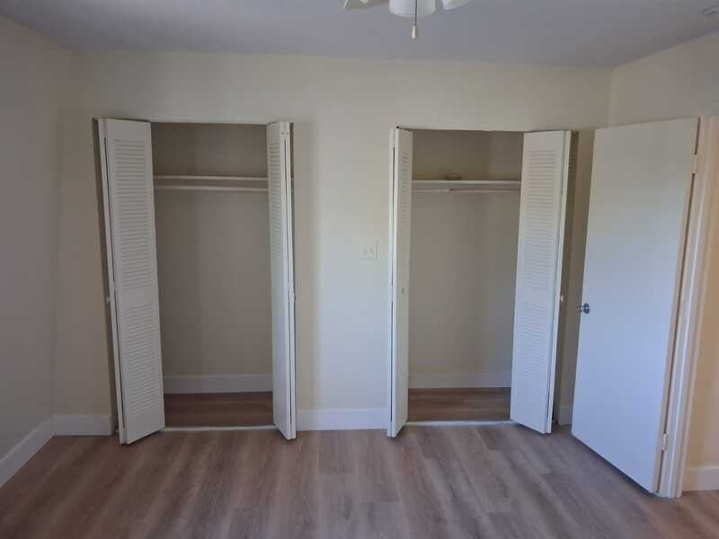 5000 Sumerset St #10A - Photo 7 of 13