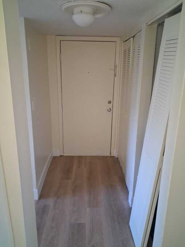 5000 Sumerset St #30B - Photo 4 of 14