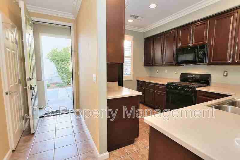 4046 Martis St - Photo 2 of 50
