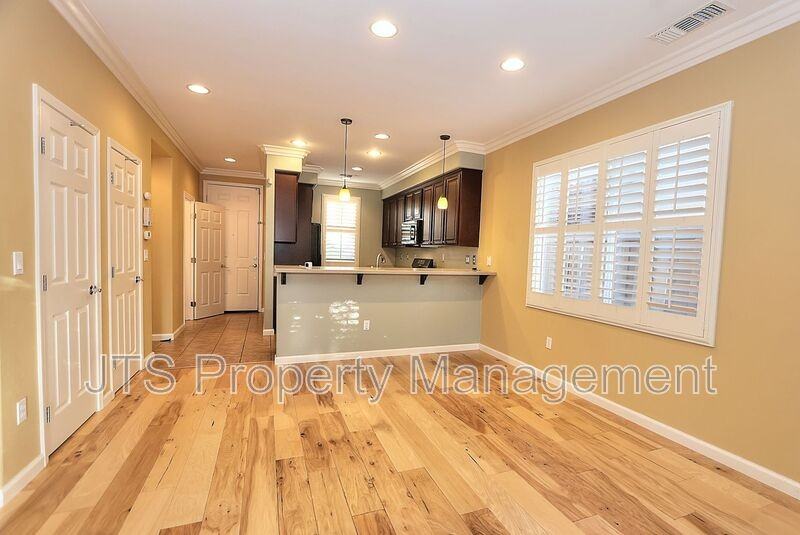 4046 Martis St - Photo 3 of 50
