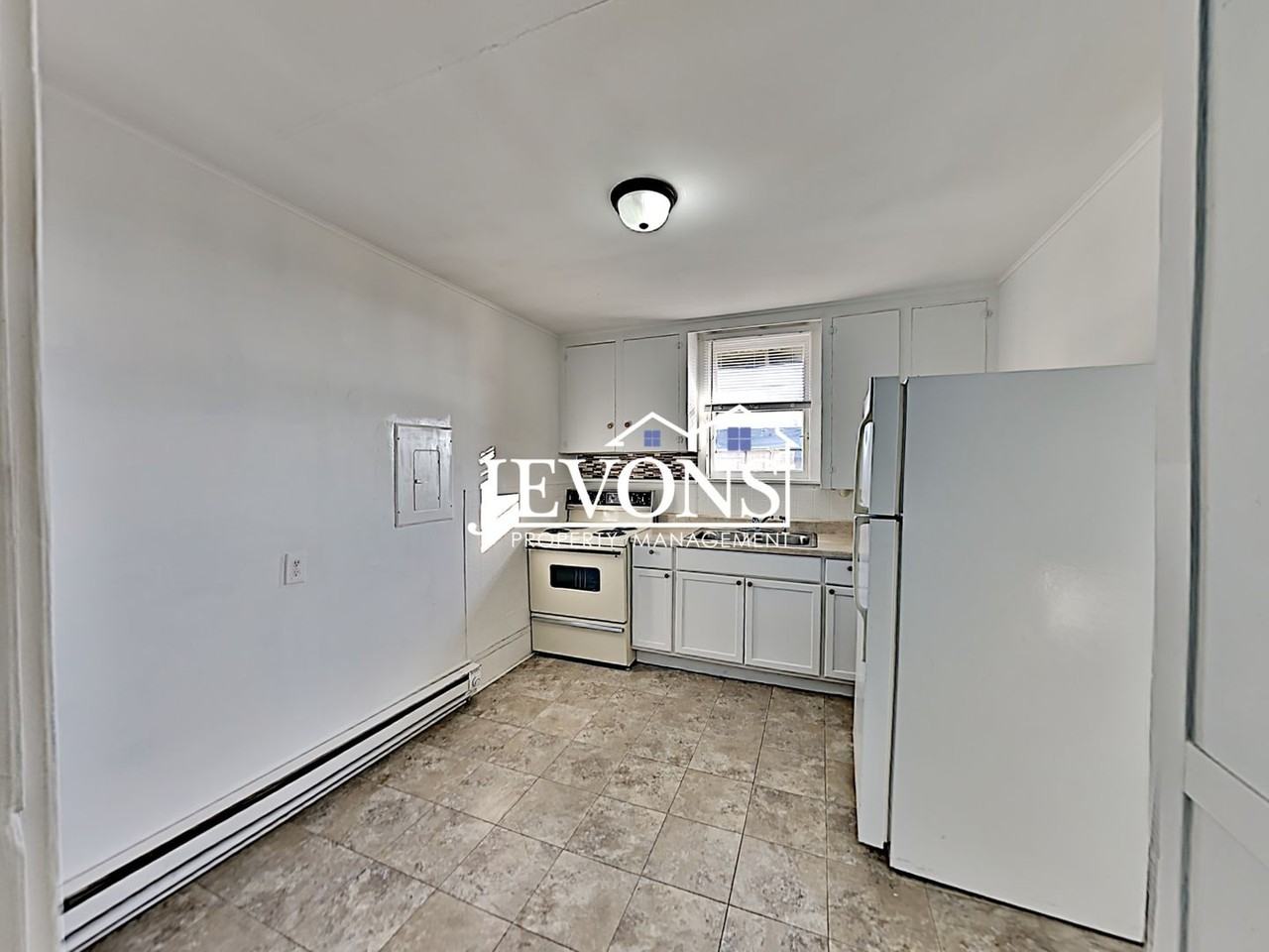 511 N 2nd St Yakima, WA 98901 - Photo 3 of 50