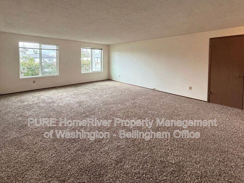 2002 E Division St #B - Photo 3 of 16