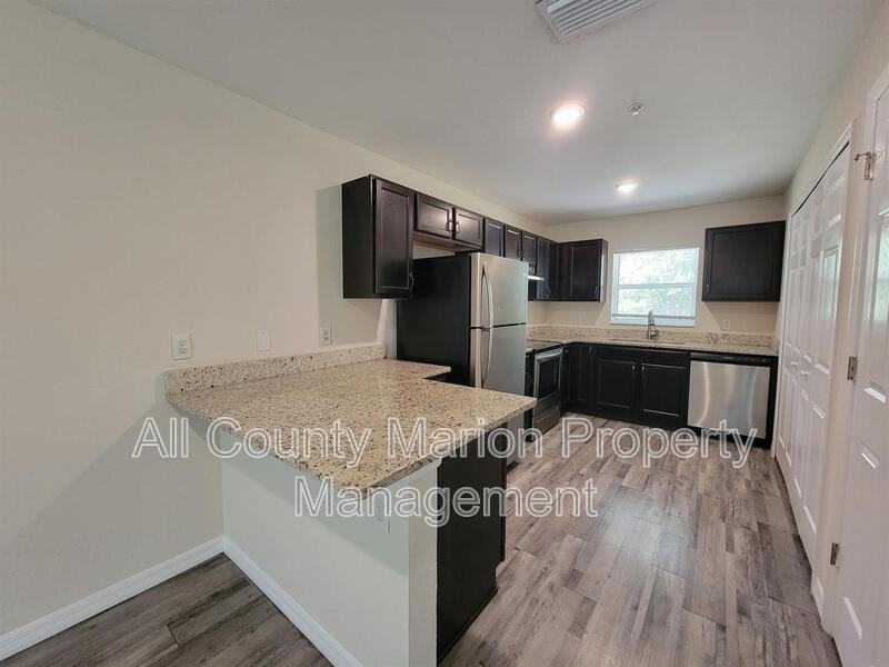157 Bahia Terrace Dr #4 - Photo 2 of 8