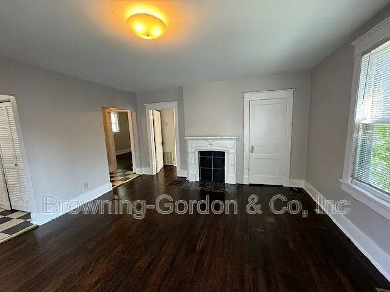 608 - Photo 3 of 11