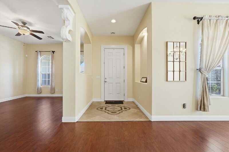 3137 E Fandango Dr - Photo 5 of 50