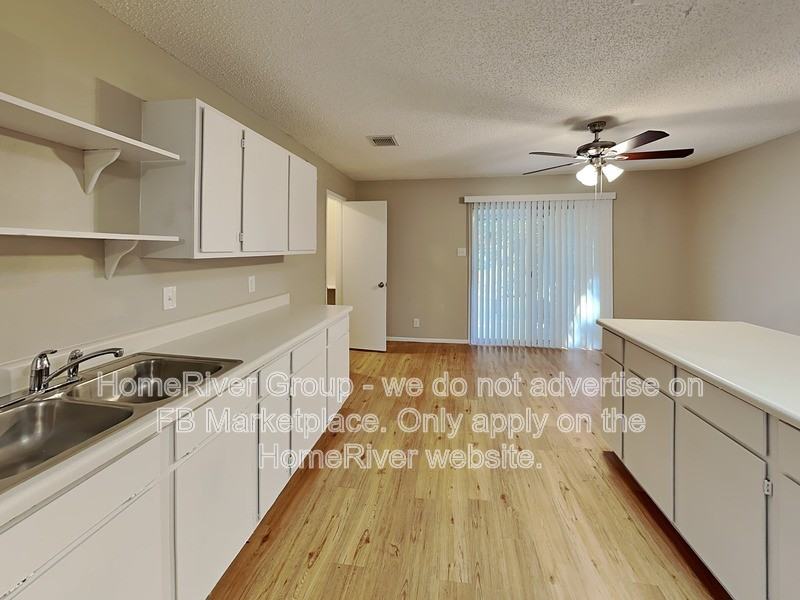 10206 Eagle Blf - Photo 6 of 25