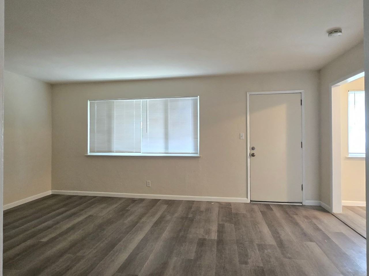 256 La Pala Dr #15 - Photo 3 of 10