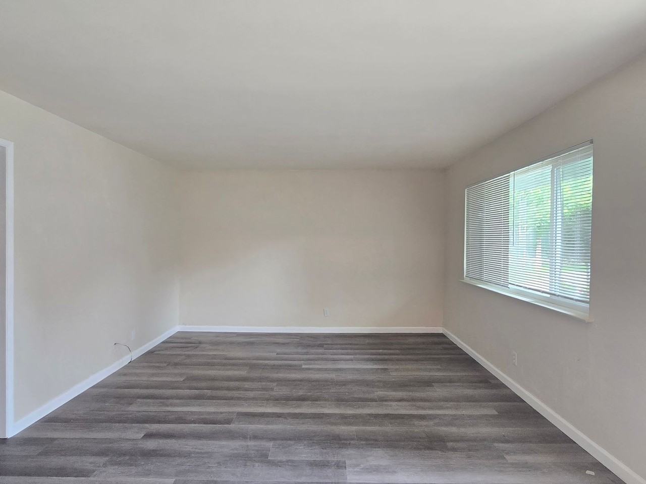 256 La Pala Dr #15 - Photo 4 of 10