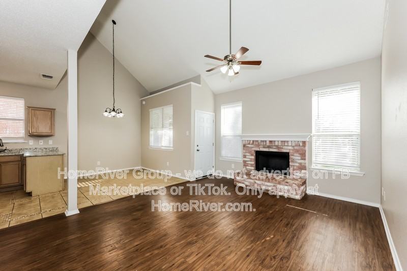 542 Alameda Ave - Photo 2 of 23