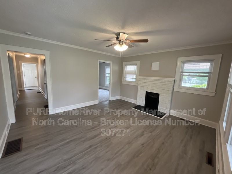 1103 Jackson St - Photo 5 of 22