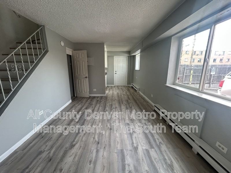 1621 Alton St - Photo 5 of 14