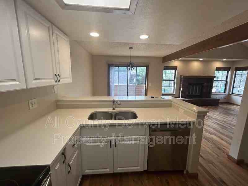 8020 Holland Ct #B - Photo 2 of 30