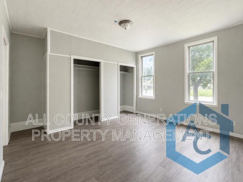 3333 Denison Ave - Photo 7 of 10