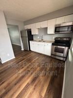 featured image of 129 W Walnut St #P
