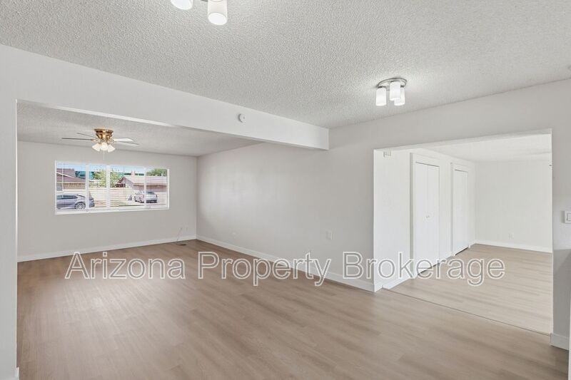 2167 E Palmcroft Dr - Photo 7 of 29