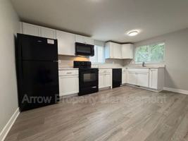featured image of 1026 Charleston St