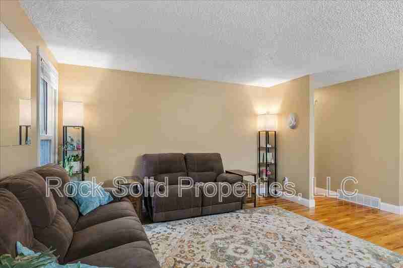 4318 Polk Ave - Photo 7 of 33