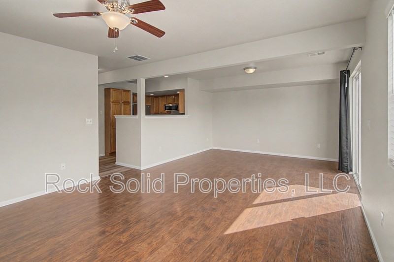 260 Patton Ave - Photo 6 of 35
