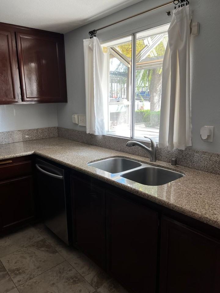 14917 Leffingwell Rd #10 - Photo 7 of 20