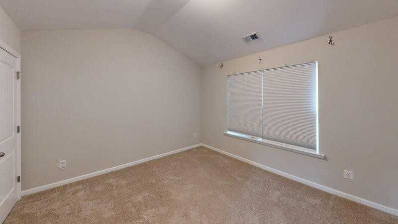 17 Four Feathers Ln Ne - Photo 4 of 36