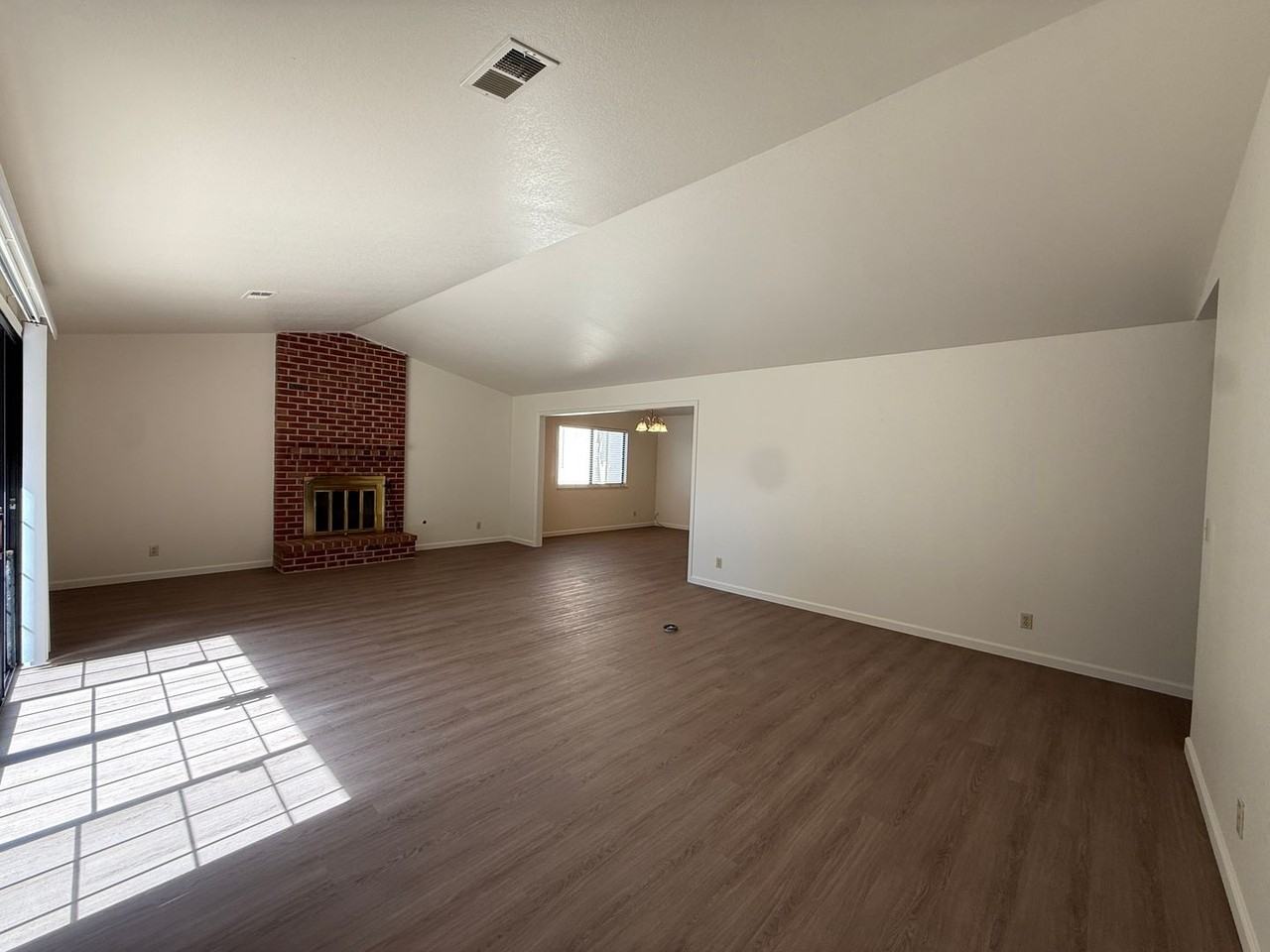 782 Rachel Dr - Photo 6 of 17