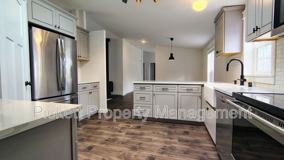 11438 Se Regatta View Ln - Photo 1 of 1