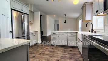 featured image of 11438 Se Regatta View Ln