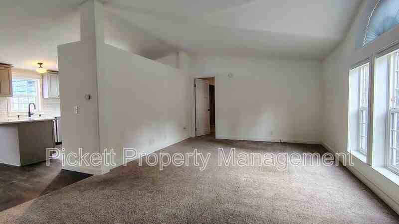 11438 Se Regatta View Ln - Photo 7 of 24