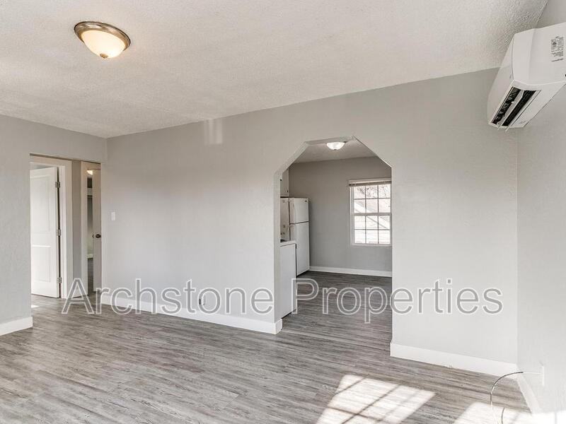 1231 N Grand Blvd - Photo 5 of 33