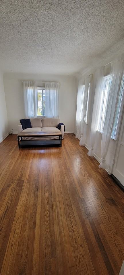 33 North Bushnell Avenue - Photo 2 of 8