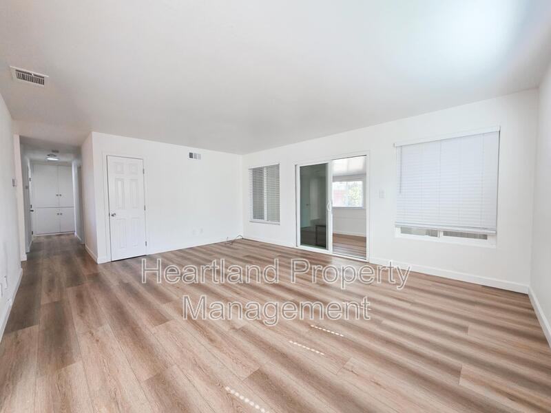 615 Fig Ave - Photo 2 of 12