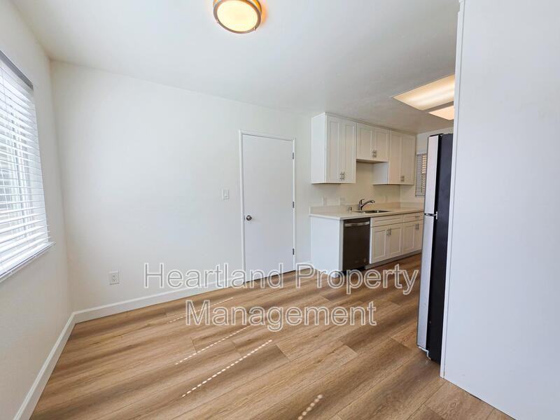 615 Fig Ave - Photo 4 of 12