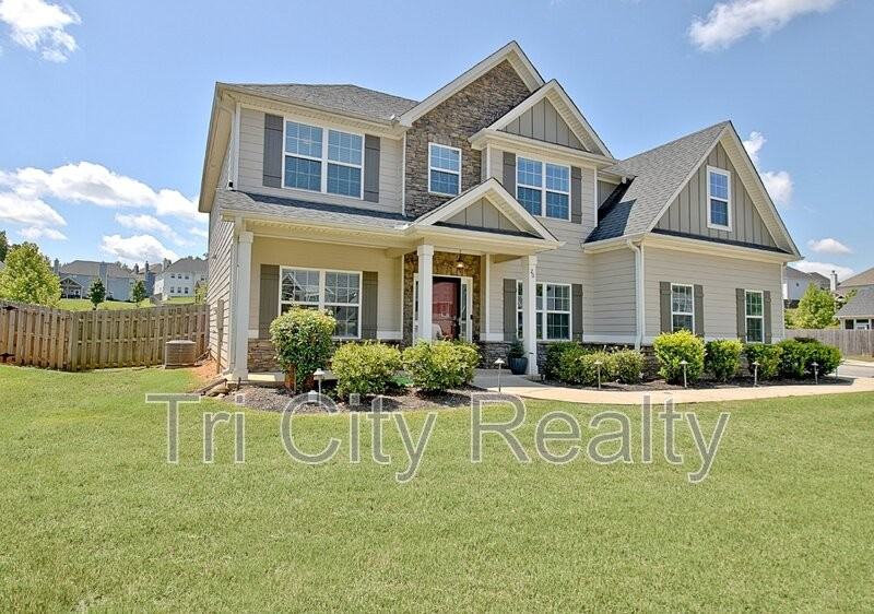 20 Mediterranean Ave - Photo 2 of 50