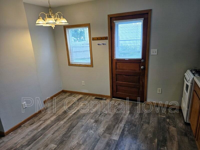 4131 55th St #A - Photo 5 of 16