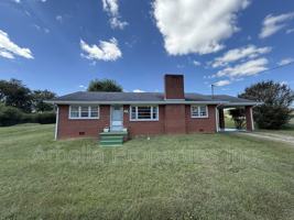 featured image of 357 Hickory Ln