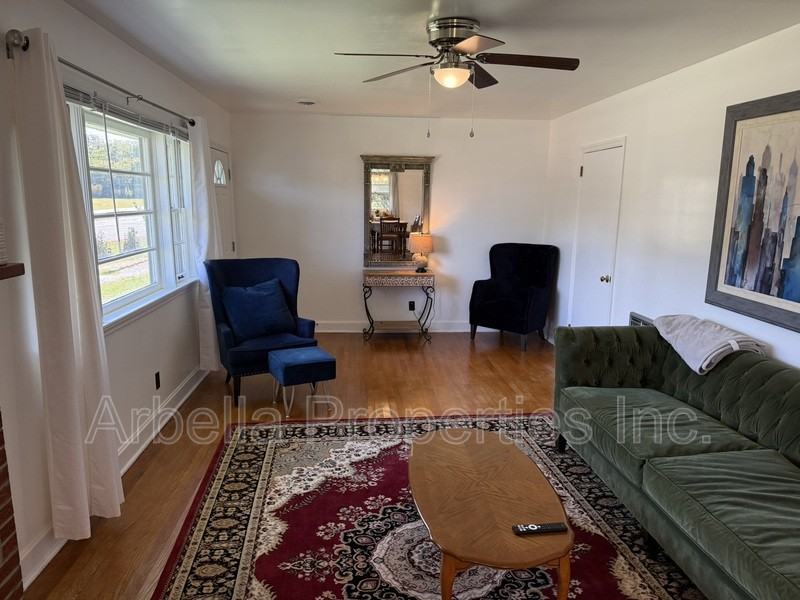 357 Hickory Ln - Photo 4 of 23