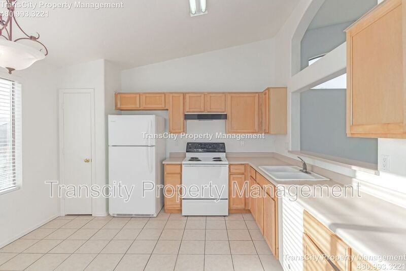 2021 S Rennick Dr - Photo 5 of 12