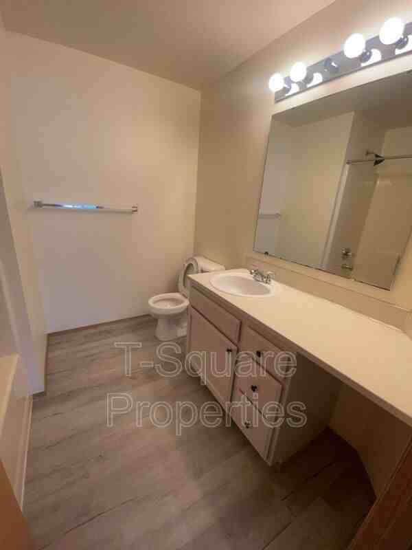 8830 3rd Ave Se #302 - Photo 6 of 19