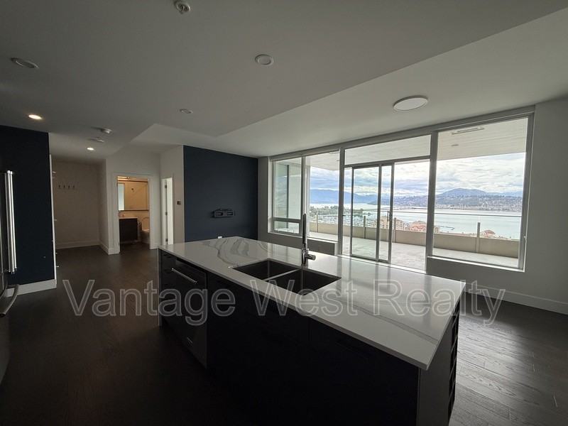 1298 Sunset Dr - Photo 2 of 20